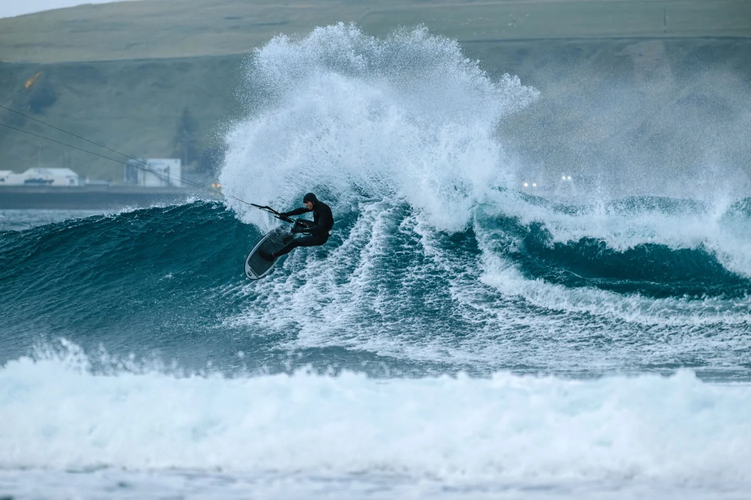 Voltt Hooded Fullsuit 6/4/3mm Fzip — Mystic Voltt Hooded Wetsuit Marketing Image 4