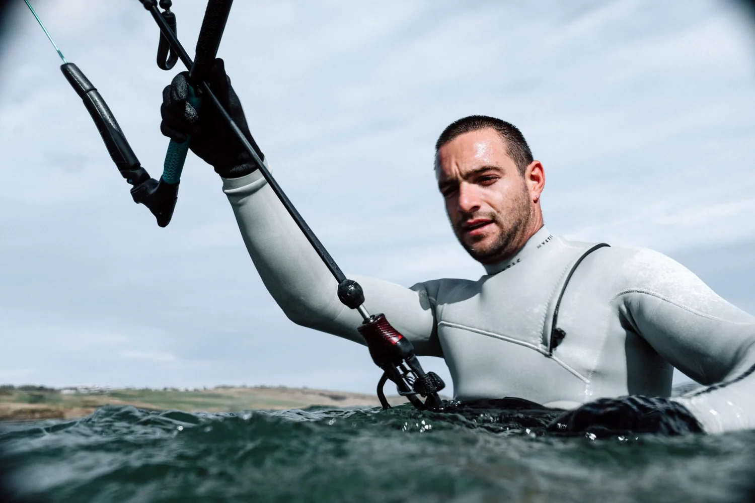 The One Fullsuit 5/3mm Zipfree — Mystic The One Wetsuit Marketing Image 4