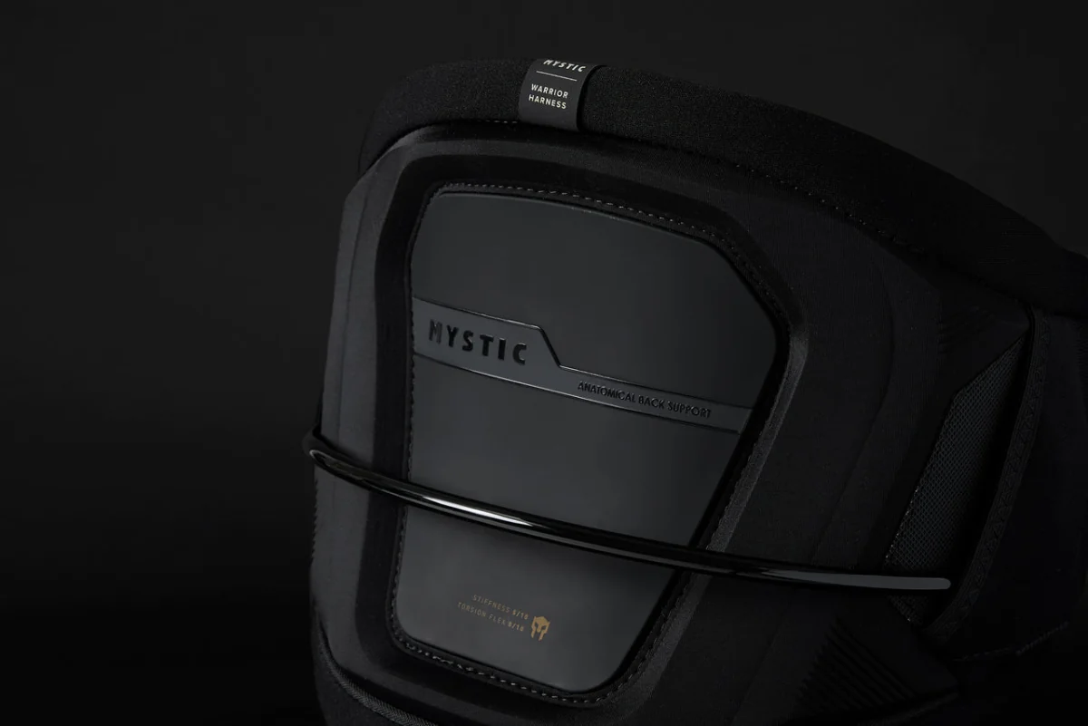 Warrior Windsurf Waist Harness — Anatomical backplate