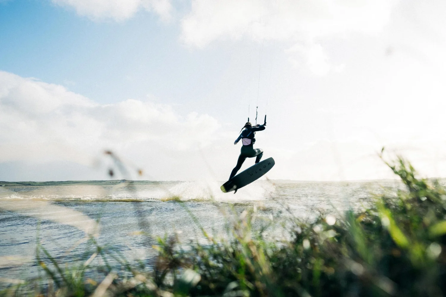 Mystic Gem Jalou Waist Harness — Kite / Windsurf — Mystic Gem Jalou Langeree Marketing Image 2