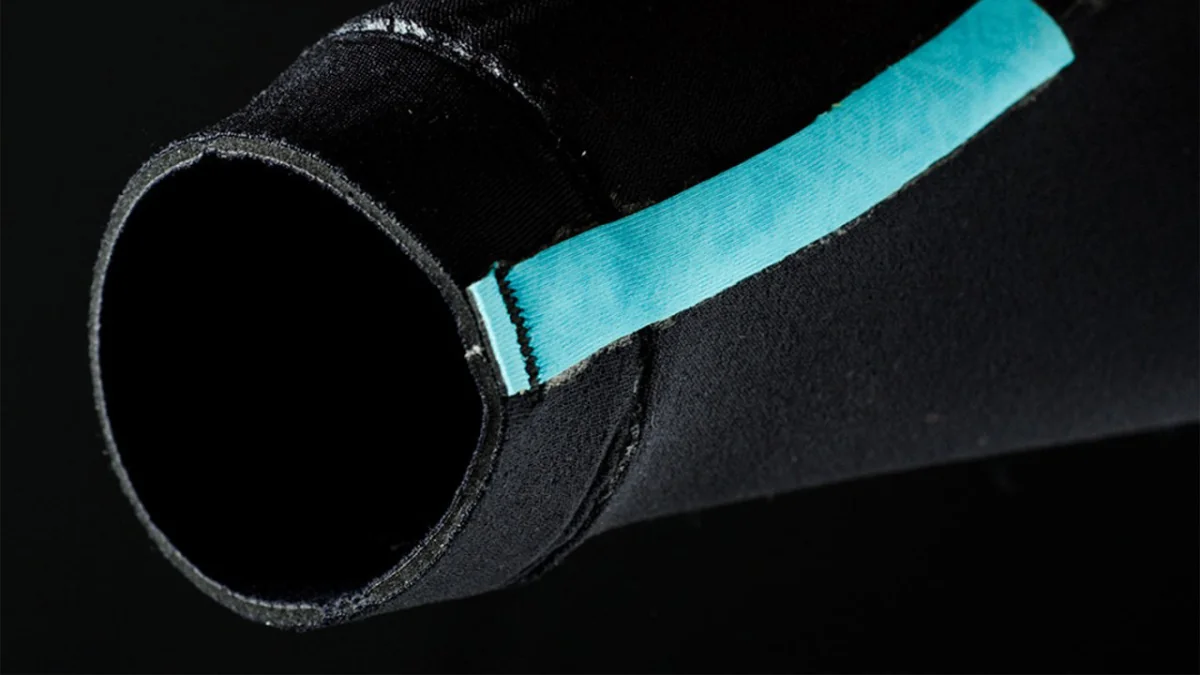 Star Fullsuit 4/3mm Bzip — Junction taping inside