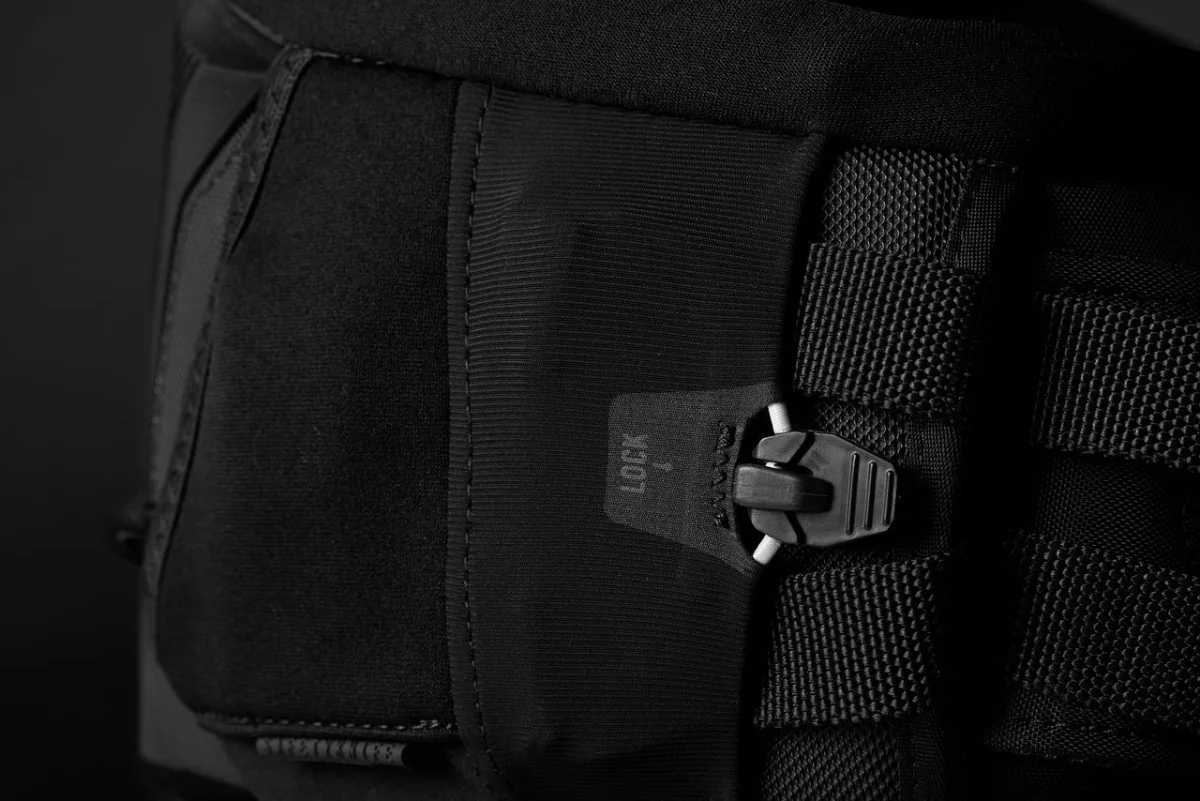 Warrior Windsurf Waist Harness — Flexcovers with locking mechanism