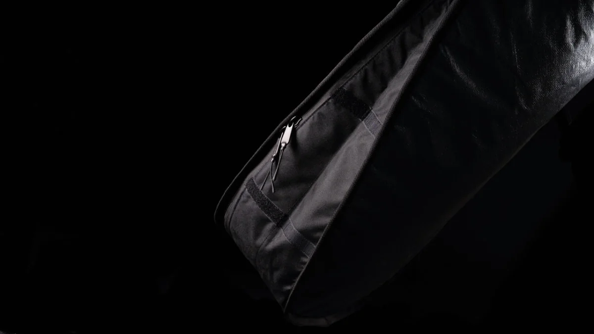 Patrol Day Cover Shortboard — Expandable fin compartment